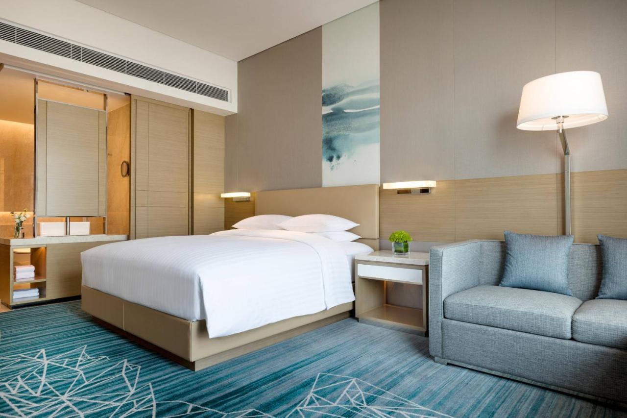 Courtyard By Marriott Shunde Longjiang, Near Furniture Fair Hotel Exterior foto