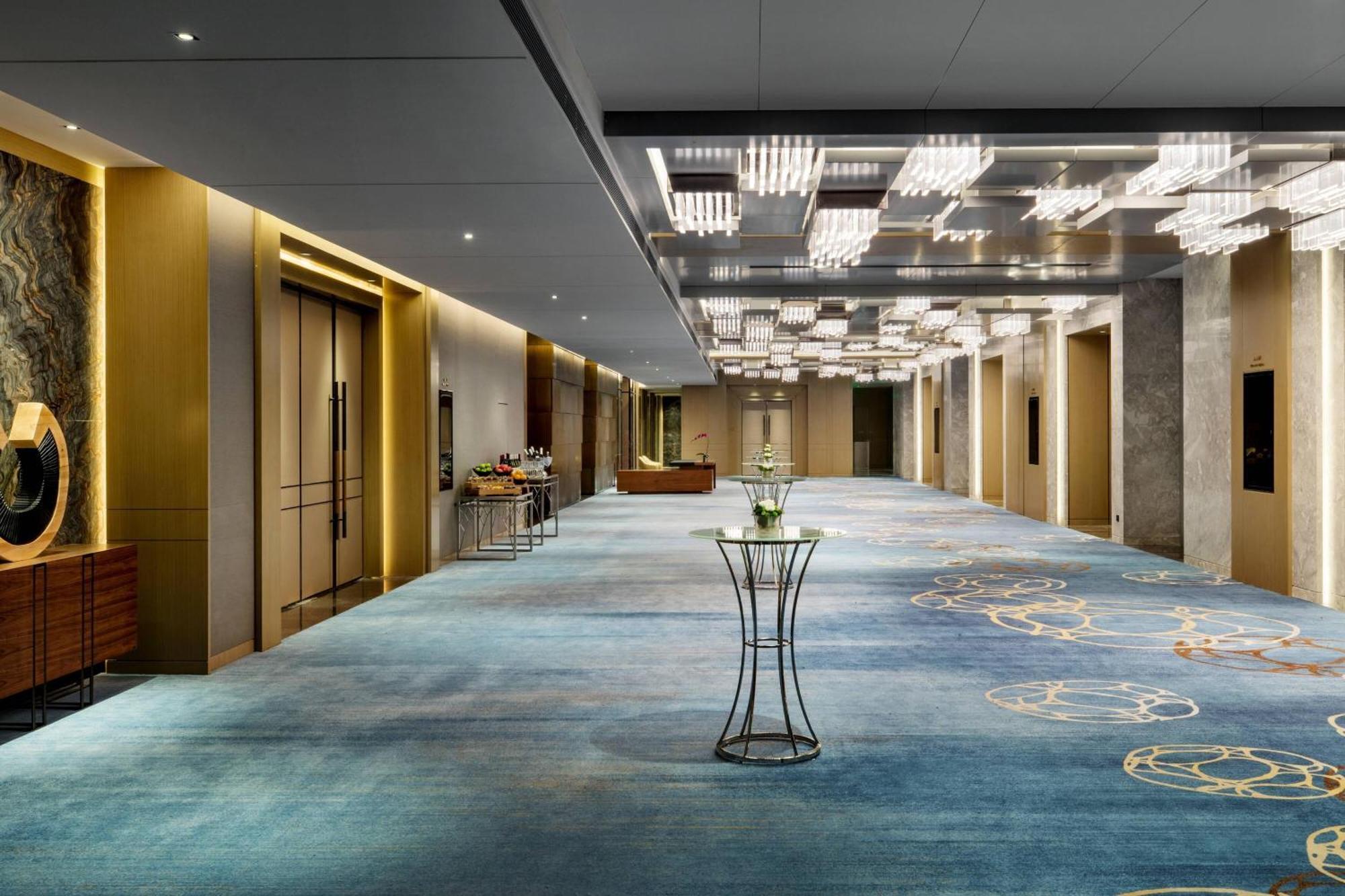 Courtyard By Marriott Shunde Longjiang, Near Furniture Fair Hotel Exterior foto